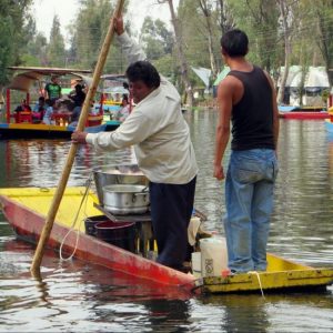 marchands-ambulants-xochimilco